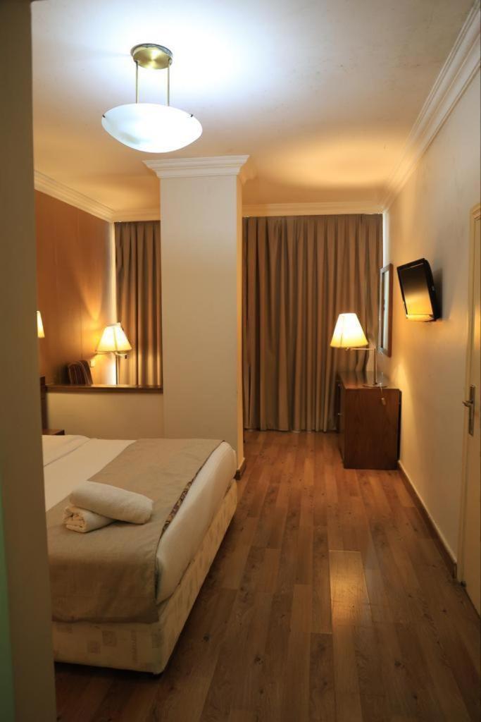 ביירות Orient Prince Hotel מראה חיצוני תמונה